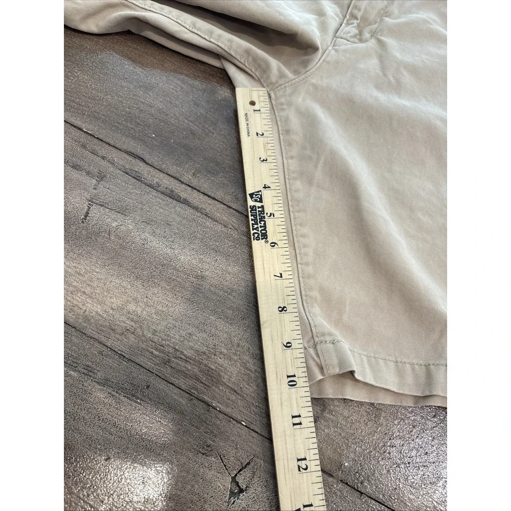 MEN'S SIZE 31 EDDIE BAUER